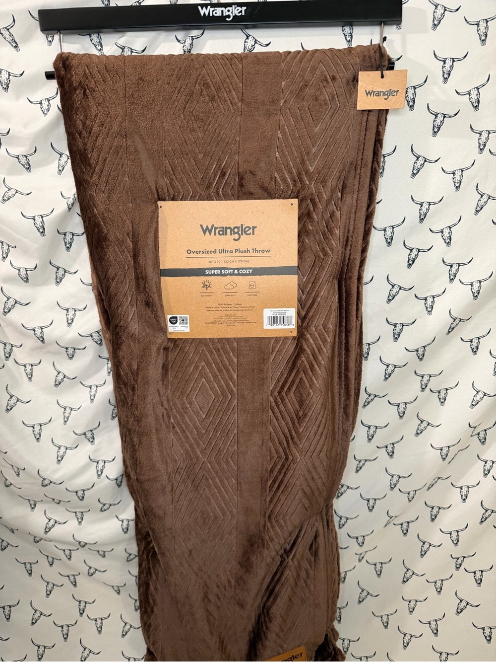 Wrangler oversized ultra plush blanket